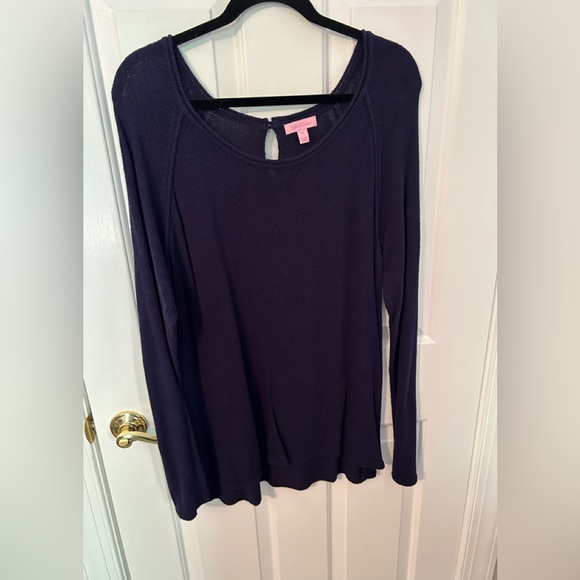 Lilly Pulitzer summer weight navy sweater EUC never worn - Picture 1 of 3